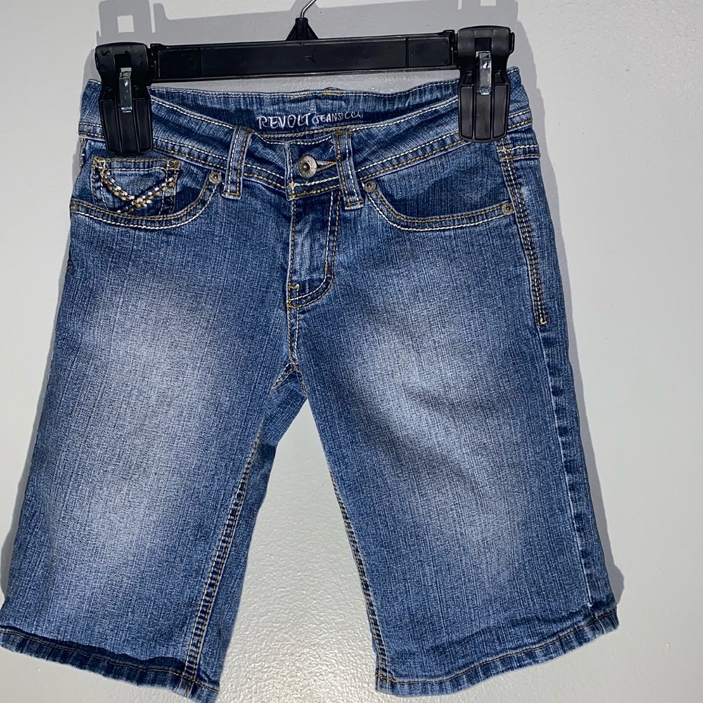 REVOLT JEANS CO. Short Pants
